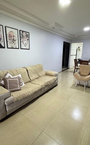 Casa à venda com 217m², 4 quartos e 2 vagas
