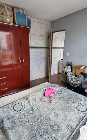 Casa à venda com 217m², 4 quartos e 2 vagas