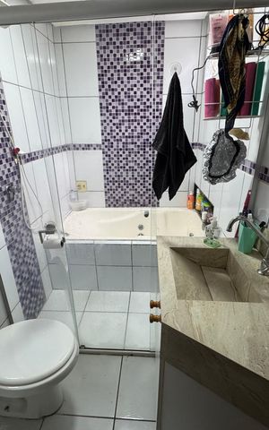 Casa à venda com 217m², 4 quartos e 2 vagas