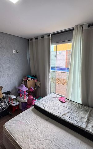 Casa à venda com 217m², 4 quartos e 2 vagas