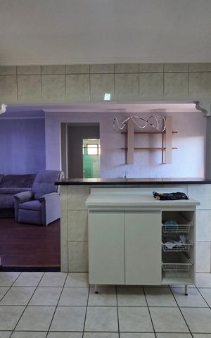 Apartamento para alugar com 91m², 2 quartos e 1 vaga Apartamento para alugar com 91m², 2 quartos e 1 vagaCozinha