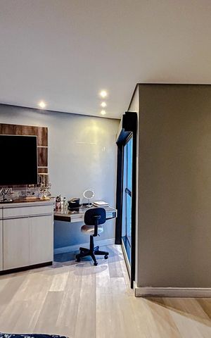 Casa para alugar com 250m², 3 quartos e 3 vagasSuíte