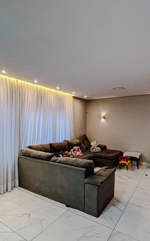 Casa para alugar com 250m², 3 quartos e 3 vagasSala