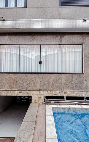 Casa para alugar com 250m², 3 quartos e 3 vagasÁrea externa