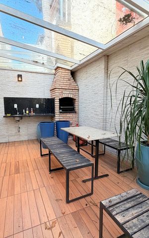 Casa de condomínio para alugar com 180m², 4 quartos e 2 vagas Casa de condomínio para alugar com 180m², 4 quartos e 2 vagasVaranda