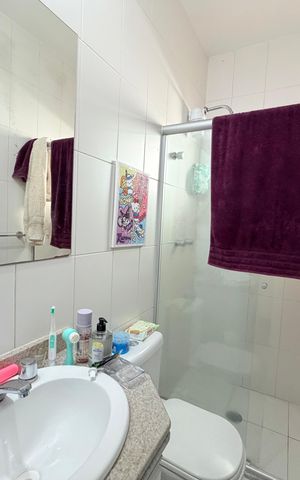 Casa de condomínio para alugar com 180m², 4 quartos e 2 vagas Casa de condomínio para alugar com 180m², 4 quartos e 2 vagasBanheiro