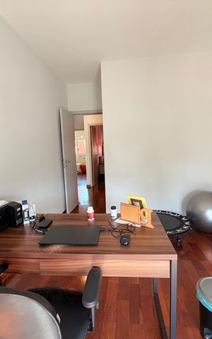 Casa de condomínio para alugar com 180m², 4 quartos e 2 vagas Casa de condomínio para alugar com 180m², 4 quartos e 2 vagasQuarto 2