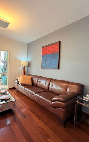 Casa de condomínio para alugar com 180m², 4 quartos e 2 vagas Casa de condomínio para alugar com 180m², 4 quartos e 2 vagasSala