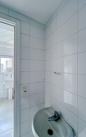 Apartamento para alugar com 315m², 4 quartos e 5 vagasBanheiro de serviço