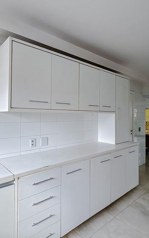 Apartamento para alugar com 315m², 4 quartos e 5 vagasCozinha