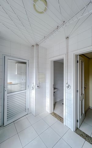 Apartamento para alugar com 315m², 4 quartos e 5 vagasÁrea de Serviço