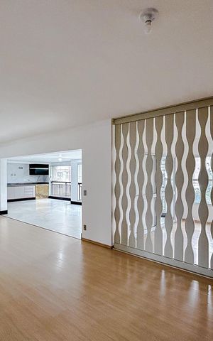 Apartamento para alugar com 315m², 4 quartos e 5 vagasSala