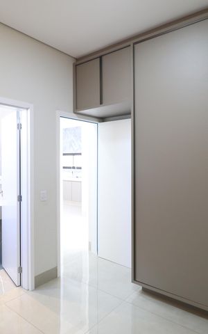 Casa de condomínio para alugar com 210m², 3 quartos e 4 vagasQuarto 2 - Suíte