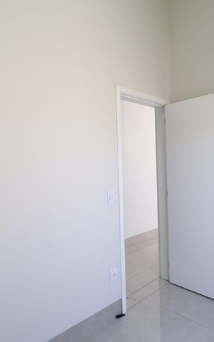 Casa de condomínio para alugar com 210m², 3 quartos e 4 vagasEscritório