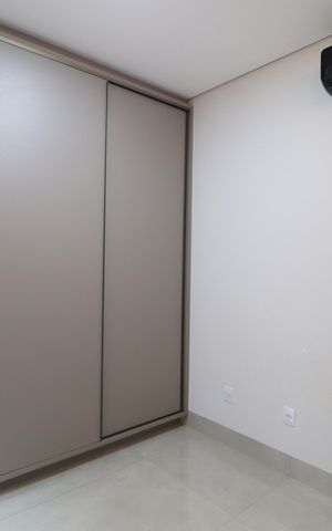 Casa de condomínio para alugar com 210m², 3 quartos e 4 vagasQuarto 2 - Suíte