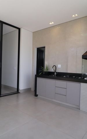 Casa de condomínio para alugar com 210m², 3 quartos e 4 vagasVaranda gourmet
