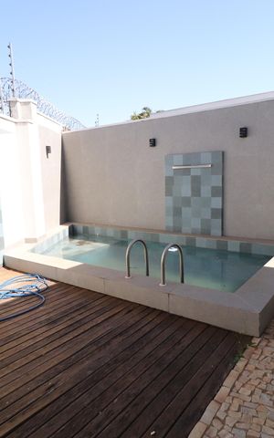 Casa de condomínio para alugar com 210m², 3 quartos e 4 vagasPiscina