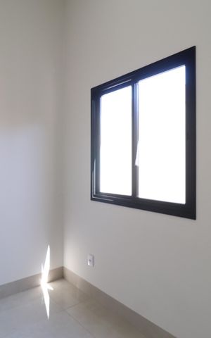 Casa de condomínio para alugar com 210m², 3 quartos e 4 vagasEscritório
