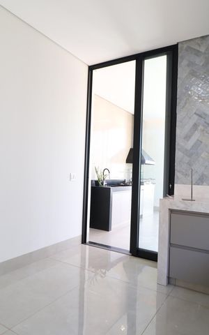 Casa de condomínio para alugar com 210m², 3 quartos e 4 vagasCozinha