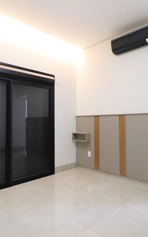 Casa de condomínio para alugar com 210m², 3 quartos e 4 vagasQuarto 1 - Suíte