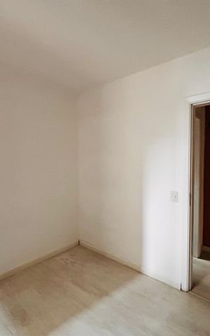 Apartamento à venda com 85m², 3 quartos e 2 vagas Apartamento à venda com 85m², 3 quartos e 2 vagasQuarto