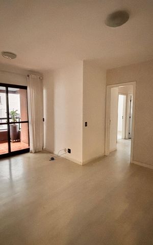 Apartamento à venda com 85m², 3 quartos e 2 vagas Apartamento à venda com 85m², 3 quartos e 2 vagasSala
