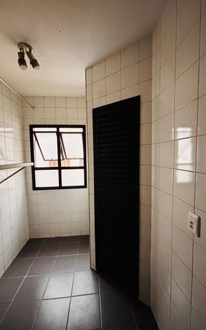 Apartamento à venda com 85m², 3 quartos e 2 vagas Apartamento à venda com 85m², 3 quartos e 2 vagasLavanderia