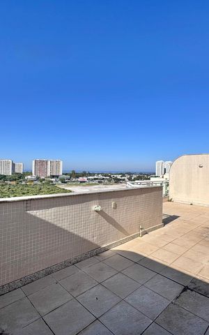 Apartamento para alugar com 135m², 2 quartos e 2 vagas Apartamento para alugar com 135m², 2 quartos e 2 vagasTerraço