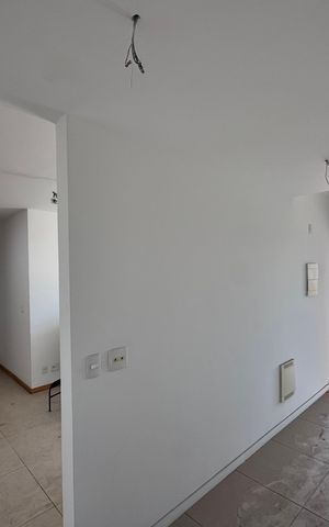 Apartamento para alugar com 135m², 2 quartos e 2 vagas Apartamento para alugar com 135m², 2 quartos e 2 vagasCozinha e Área de Serviço