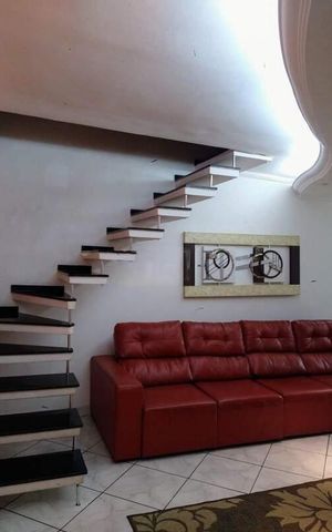 Casa à venda com 270m², 3 quartos e 3 vagas