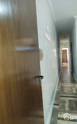Casa à venda com 92m², 3 quartos e sem vaga