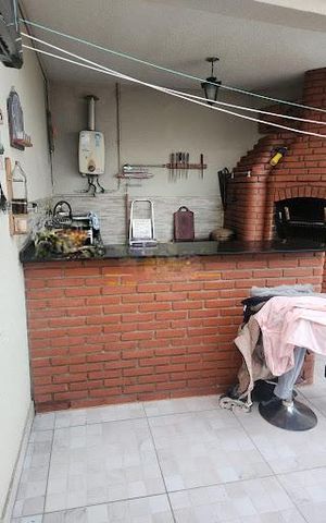 Casa à venda com 182m², 4 quartos e 3 vagas