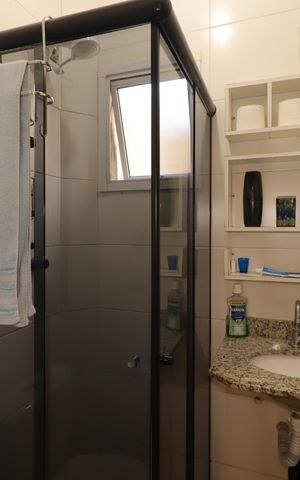 Apartamento para alugar com 100m², 2 quartos e 2 vagasBanheiro da Suíte