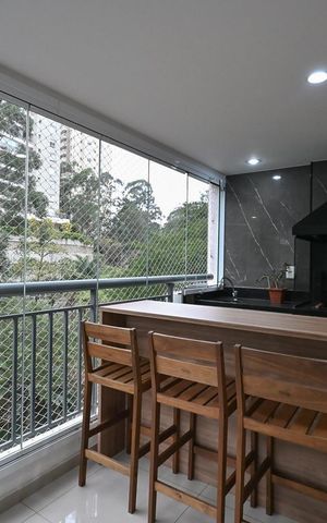 Apartamento à venda com 74m², 2 quartos e 2 vagasVaranda