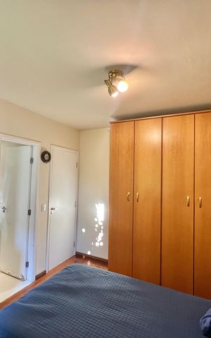 Casa de condomínio à venda com 128m², 5 quartos e 2 vagas Casa de condomínio à venda com 128m², 5 quartos e 2 vagasQuarto