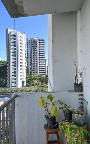 Apartamento à venda com 67m², 2 quartos e 1 vagaVaranda da sala