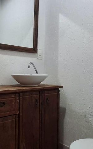 Casa para alugar com 310m², 3 quartos e 4 vagas Casa para alugar com 310m², 3 quartos e 4 vagasBanheiro