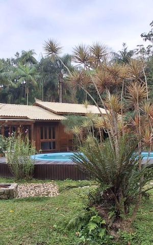 Casa para alugar com 310m², 3 quartos e 4 vagas Casa para alugar com 310m², 3 quartos e 4 vagasÁrea externa