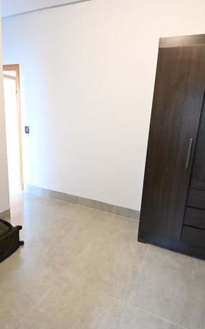 Casa de condomínio à venda com 319m², 3 quartos e 4 vagas