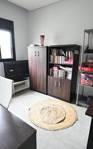 Casa de condomínio à venda com 319m², 3 quartos e 4 vagas