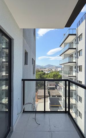 Apartamento à venda com 62m², 2 quartos e 1 vaga Apartamento à venda com 62m², 2 quartos e 1 vagaSala - Varanda