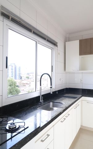 Apartamento para alugar com 90m², 3 quartos e 2 vagasCozinha
