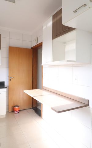 Apartamento para alugar com 90m², 3 quartos e 2 vagasCozinha