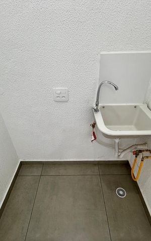 Apartamento para alugar com 34m², 2 quartos e sem vaga Apartamento para alugar com 34m², 2 quartos e sem vagaÁrea de Serviço