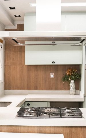 Apartamento à venda com 156m², 3 quartos e 3 vagas Apartamento à venda com 156m², 3 quartos e 3 vagasCozinha