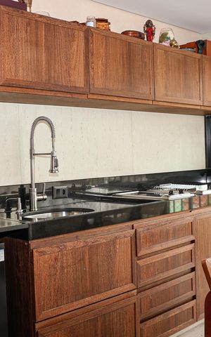Apartamento à venda com 156m², 3 quartos e 3 vagas Apartamento à venda com 156m², 3 quartos e 3 vagasCozinha