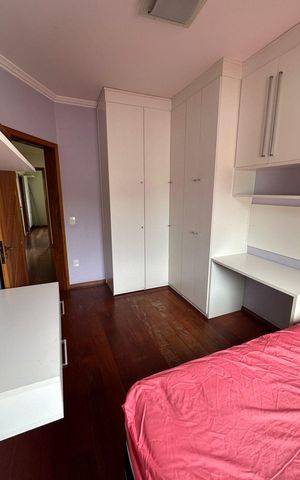 Casa de condomínio para alugar com 280m², 3 quartos e 4 vagas Casa de condomínio para alugar com 280m², 3 quartos e 4 vagasQuarto