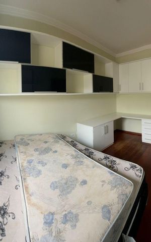 Casa de condomínio para alugar com 280m², 3 quartos e 4 vagas Casa de condomínio para alugar com 280m², 3 quartos e 4 vagasQuarto