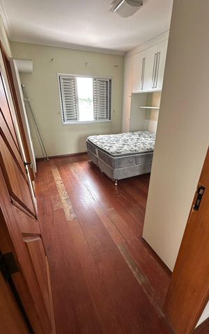 Casa de condomínio para alugar com 280m², 3 quartos e 4 vagas Casa de condomínio para alugar com 280m², 3 quartos e 4 vagasQuarto