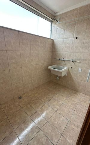 Casa de condomínio para alugar com 280m², 3 quartos e 4 vagas Casa de condomínio para alugar com 280m², 3 quartos e 4 vagasÁrea de serviço